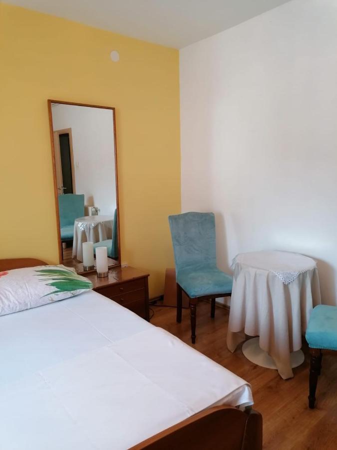 מאקרסקה Guest House Lucija מראה חיצוני תמונה